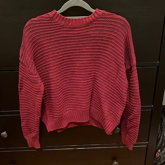 Maroon H&M sweater. Size S. - Picture 1 of 4